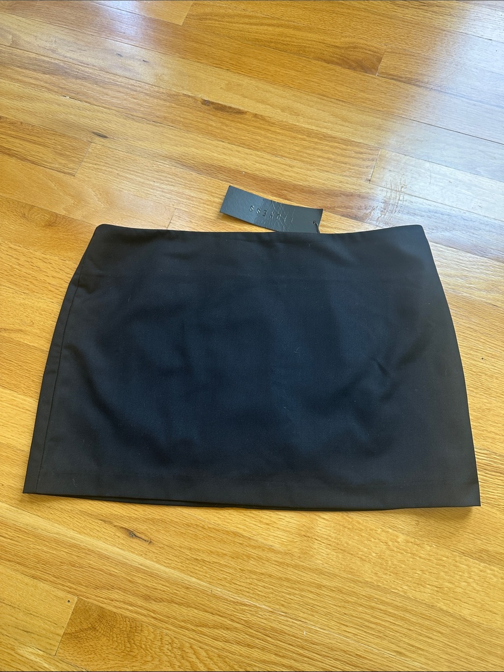 Lioness black skirt